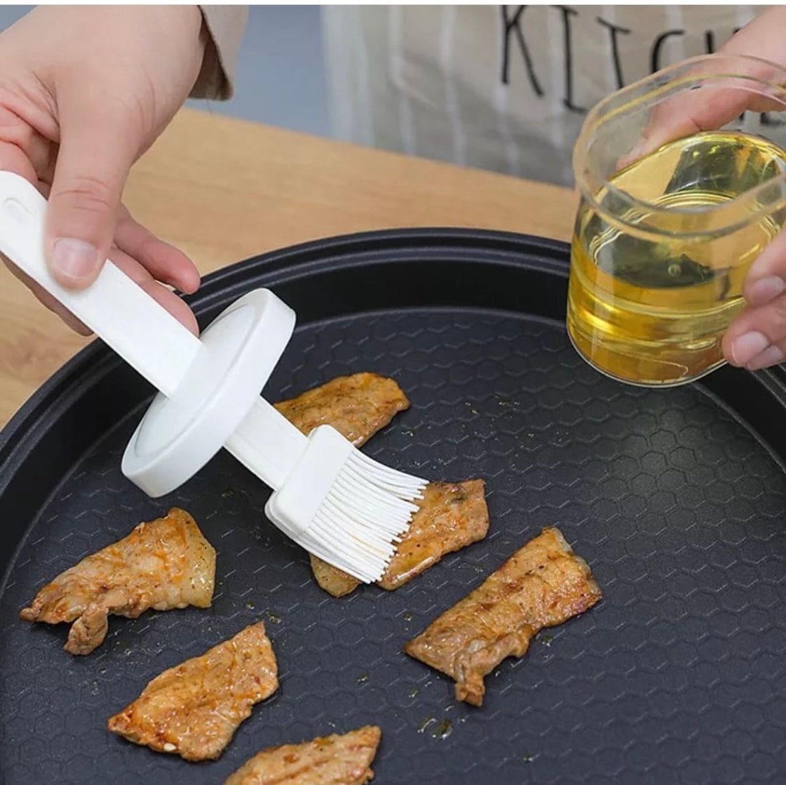Silicone Oil Brush With Bottle, High Temperature Resistant Silicone Bottle Brush, Portable Barbecue Oil Brushkk Silicone Oil Brush With Bottle, High Temperature Resistant Silicone Bottle Brush, Portable Barbecue Oil Brushkk